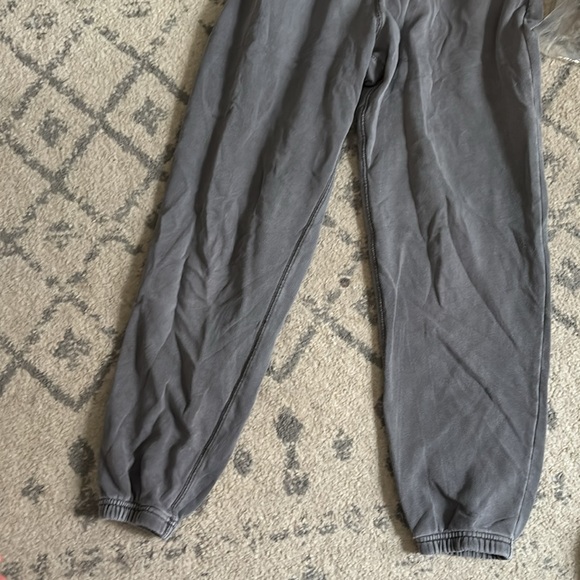 Elwood grey sweats - Picture 6 of 8